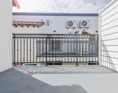 2757 Andreo Avenue - Photo Thumbnail 13