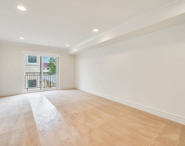 8610 Chalmers Drive - Photo Thumbnail 5