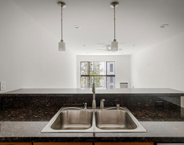 10982 Roebling Avenue - Photo Thumbnail 15