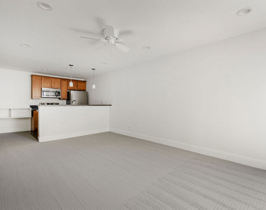 10982 Roebling Avenue - Photo Thumbnail 11