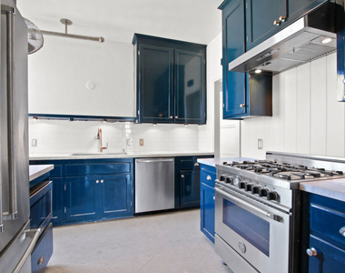 450 N Rossmore Avenue - Photo Thumbnail 5