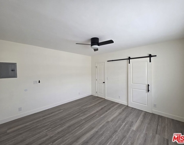 3707 S Canfield Avenue - Photo Thumbnail 25