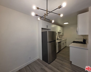 3707 S Canfield Avenue - Photo Thumbnail 13