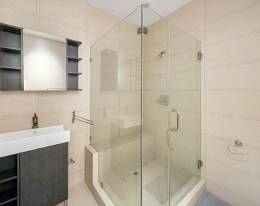 825 S Le Doux Road - Photo Thumbnail 12