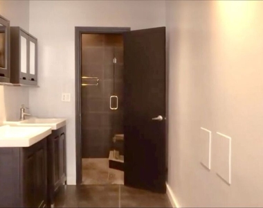 825 S Le Doux Road - Photo Thumbnail 10