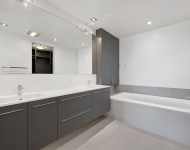 432 N Oakhurst Drive - Photo Thumbnail 10