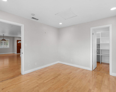 9631 Crystal View Drive - Photo Thumbnail 26