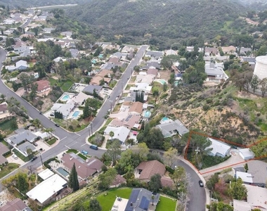 9631 Crystal View Drive - Photo Thumbnail 7