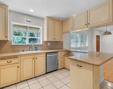 9631 Crystal View Drive - Photo Thumbnail 23