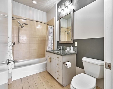 3810 Wilshire Boulevard - Photo Thumbnail 24