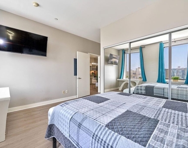 3810 Wilshire Boulevard - Photo Thumbnail 22
