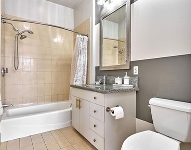 3810 Wilshire Boulevard - Photo Thumbnail 25