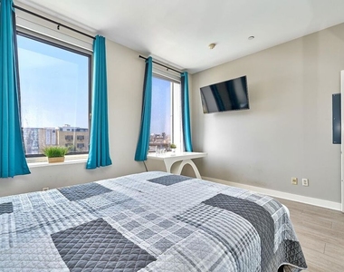 3810 Wilshire Boulevard - Photo Thumbnail 23