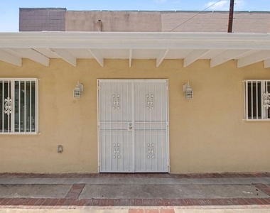 2153 Glendon Avenue - Photo Thumbnail 3