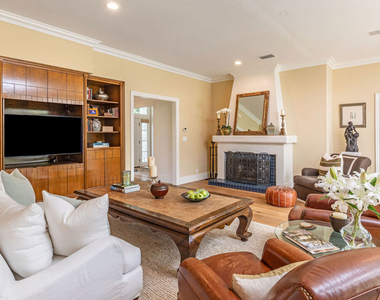 1185 Corsica Drive - Photo Thumbnail 3