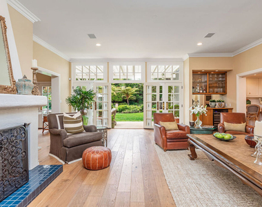 1185 Corsica Drive - Photo Thumbnail 4