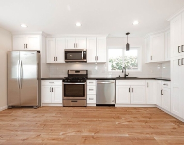 19143 Lemay Street - Photo Thumbnail 3