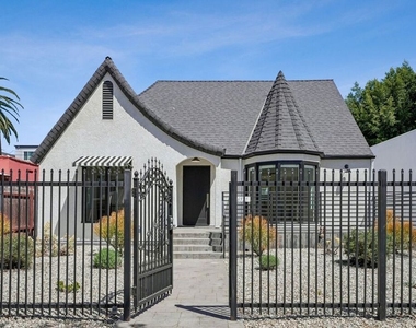 6521 Homewood Avenue - Photo Thumbnail 17