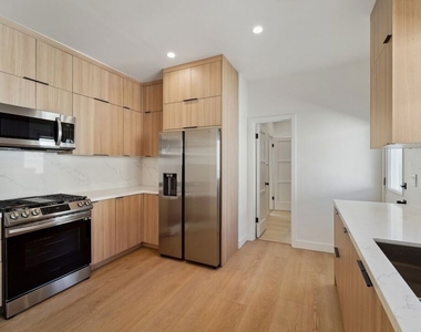 9116 W 3rd Street - Photo Thumbnail 13