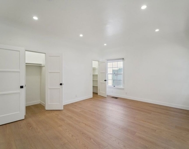 9116 W 3rd Street - Photo Thumbnail 29