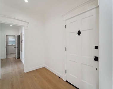 9116 W 3rd Street - Photo Thumbnail 3