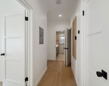 9116 W 3rd Street - Photo Thumbnail 25