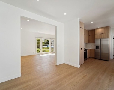9116 W 3rd Street - Photo Thumbnail 8