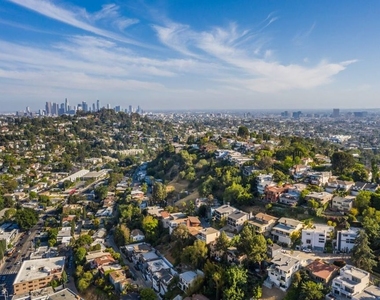 3775 Aloha Street - Photo Thumbnail 20
