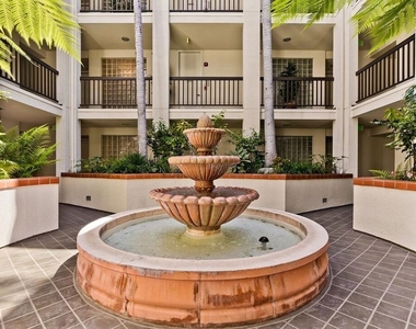 2142 Century Park Lane - Photo Thumbnail 4
