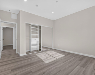 1809 N Avon Street - Photo Thumbnail 20