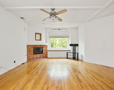 333 S Mccarty Drive - Photo Thumbnail 11