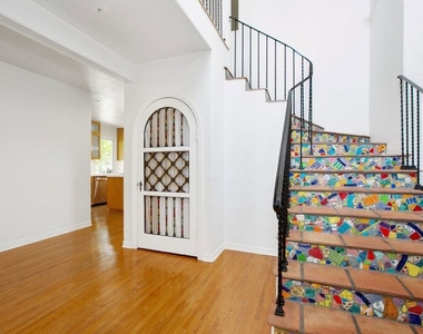 333 S Mccarty Drive - Photo Thumbnail 2