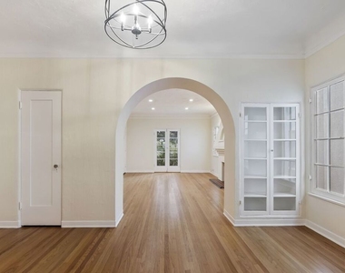1142 S Clark Drive - Photo Thumbnail 5