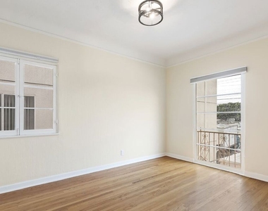 1142 S Clark Drive - Photo Thumbnail 12