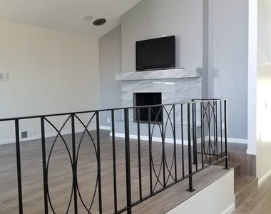 5652 Glenford Street - Photo Thumbnail 10