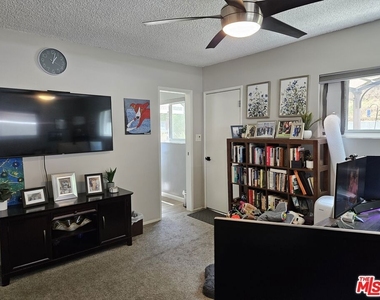 5652 Glenford Street - Photo Thumbnail 48