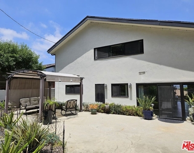 5652 Glenford Street - Photo Thumbnail 50