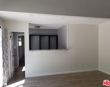 5652 Glenford Street - Photo Thumbnail 23