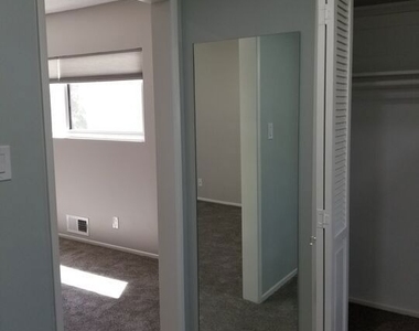 5652 Glenford Street - Photo Thumbnail 35