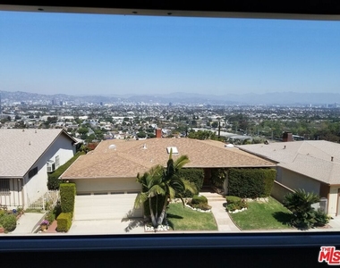 5652 Glenford Street - Photo Thumbnail 1