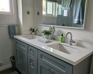 5652 Glenford Street - Photo Thumbnail 42