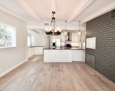 5415 Coldwater Canyon Avenue - Photo Thumbnail 26