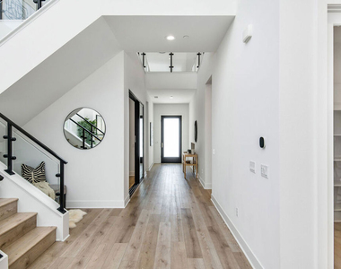 20601 W Overlook Court - Photo Thumbnail 3