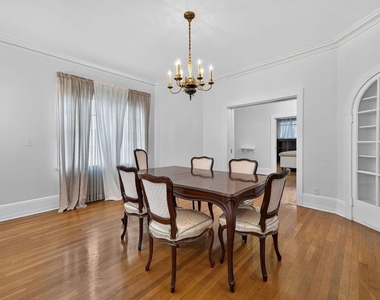 2215 W 21st Street - Photo Thumbnail 16