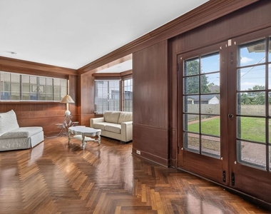 2215 W 21st Street - Photo Thumbnail 21