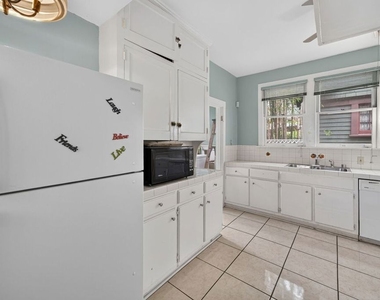 2215 W 21st Street - Photo Thumbnail 27
