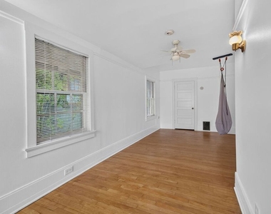 2215 W 21st Street - Photo Thumbnail 46