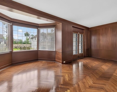 2215 W 21st Street - Photo Thumbnail 20
