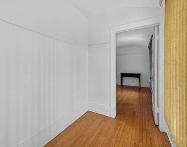 2215 W 21st Street - Photo Thumbnail 31
