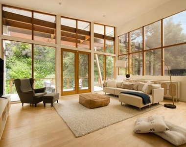 3600 Mandeville Canyon Road - Photo Thumbnail 7